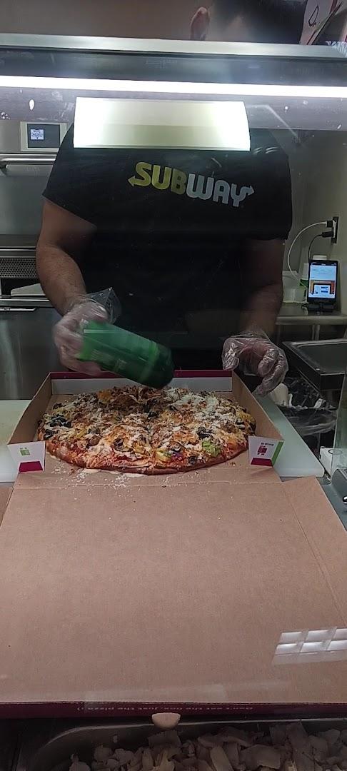 Mama Deluca's